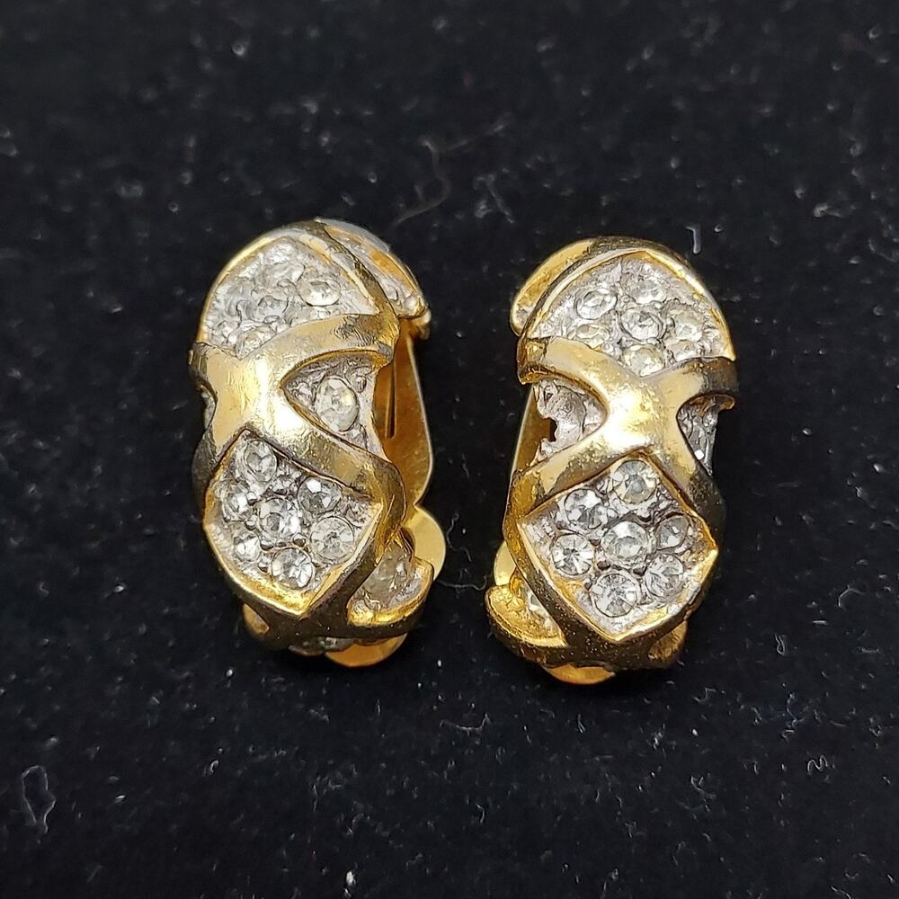 Vintage Y2K Earrings Pave Rhinestone Gold Tone Half Hoop Clip Ons 1" Glam